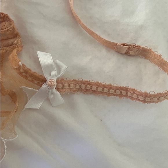 Agent Provocateur Sand Lorna Peach Scalloped Lace Bra - Picture 7 of 7